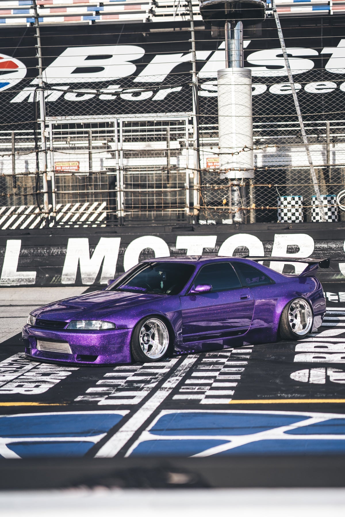 Underdog R33